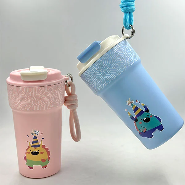 Isolierte Wasserflasche des Cartoon -Kinder