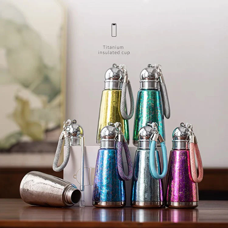 Isolierte Titanflasche