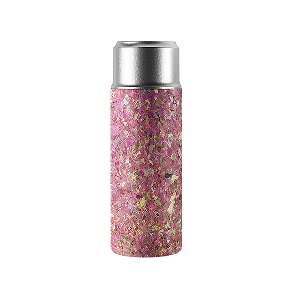Titan-Wasserflasche mit magnetischem Deckel